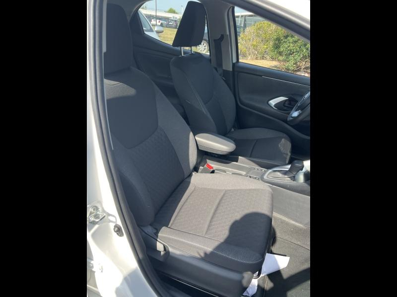 Photo 12 de l’annonce de TOYOTA Yaris d’occasion à vendre à AUBIÈRE