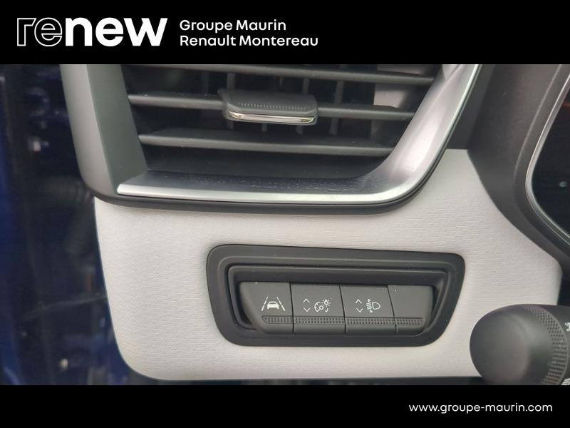 Photo 19 de l’annonce de RENAULT Clio d’occasion à vendre à VARENNES SUR SEINE