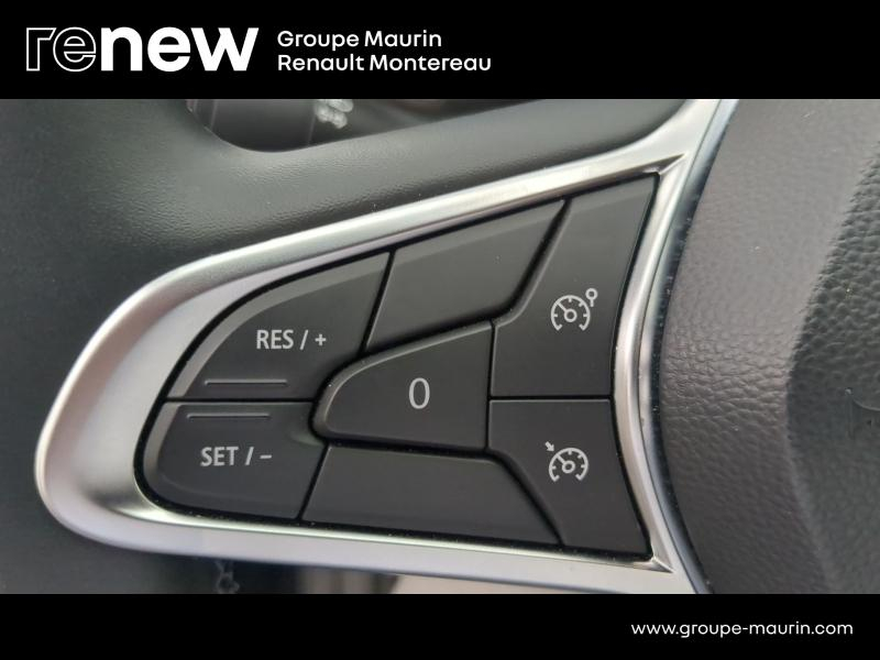 Photo 20 de l’annonce de RENAULT Clio d’occasion à vendre à VARENNES SUR SEINE