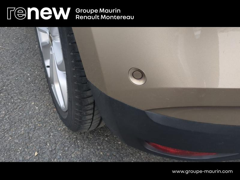 Photo 16 de l’annonce de RENAULT Scenic d’occasion à vendre à VARENNES SUR SEINE