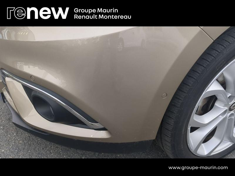 Photo 20 de l’annonce de RENAULT Scenic d’occasion à vendre à VARENNES SUR SEINE