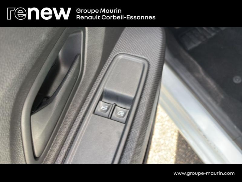 Photo 13 de l’annonce de DACIA Sandero d’occasion à vendre à CORBEIL-ESSONNES