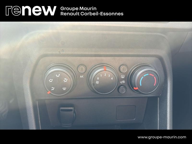 Photo 14 de l’annonce de DACIA Sandero d’occasion à vendre à CORBEIL-ESSONNES