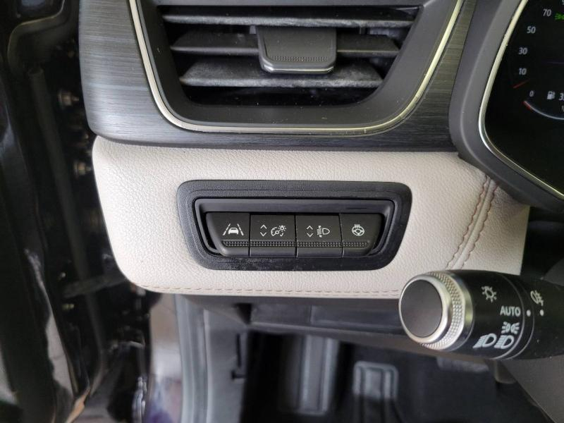Photo 13 de l’annonce de RENAULT Captur d’occasion à vendre à CHENNEVIÈRES-SUR-MARNE