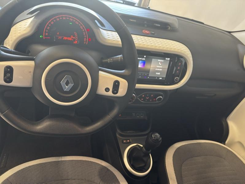 Photo 6 de l’annonce de RENAULT Twingo d’occasion à vendre à CHENNEVIÈRES-SUR-MARNE