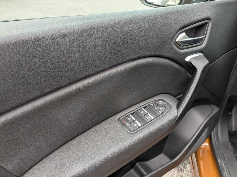 Photo 16 de l’annonce de RENAULT Captur d’occasion à vendre à MONTPELLIER