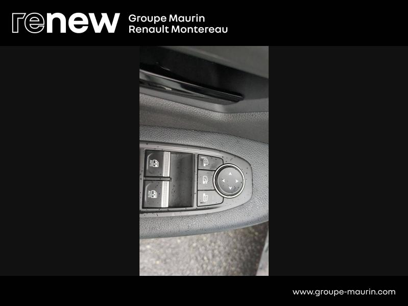 Photo 16 de l’annonce de RENAULT Megane d’occasion à vendre à VARENNES SUR SEINE