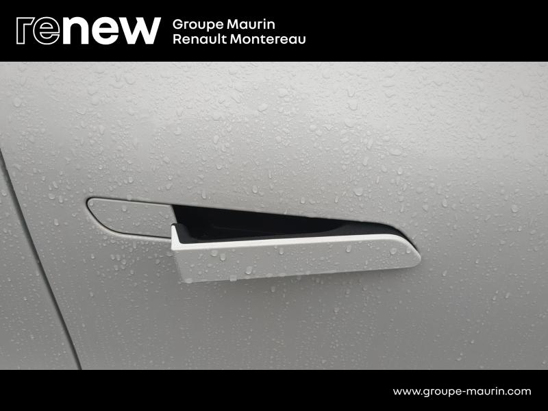 Photo 20 de l’annonce de RENAULT Megane d’occasion à vendre à VARENNES SUR SEINE