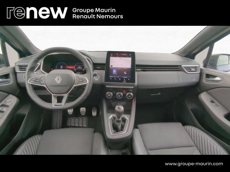 Photo 13 de l’annonce de RENAULT Clio d’occasion à vendre à SAINT PIERRE LES NEMOURS