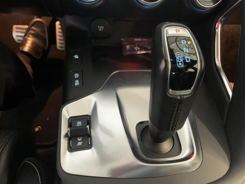 Photo 17 de l’annonce de JAGUAR E-Pace d’occasion à vendre à CHENNEVIÈRES-SUR-MARNE