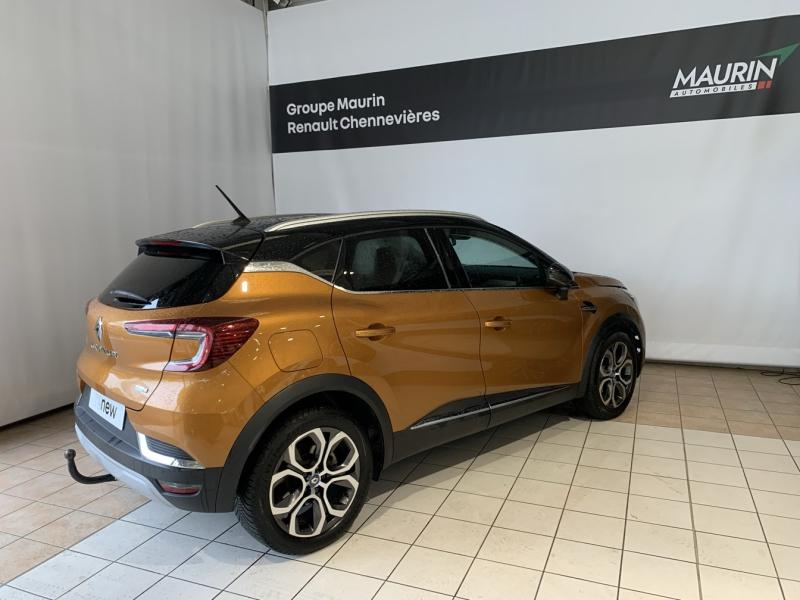 Photo 4 de l’annonce de RENAULT Captur d’occasion à vendre à CHENNEVIÈRES-SUR-MARNE