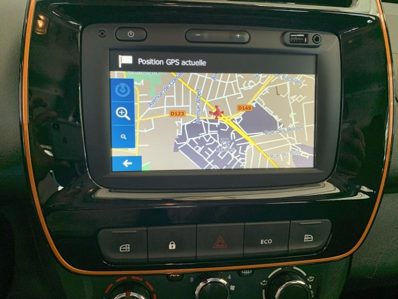 Photo 12 de l’annonce de DACIA Spring d’occasion à vendre à CHENNEVIÈRES-SUR-MARNE