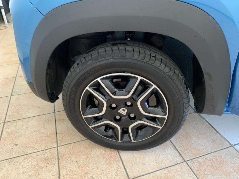 Photo 13 de l’annonce de DACIA Spring d’occasion à vendre à CHENNEVIÈRES-SUR-MARNE