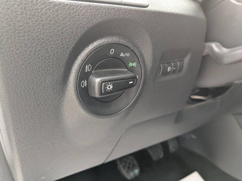 Photo 10 de l’annonce de SKODA Fabia d’occasion à vendre à AIX-EN-PROVENCE