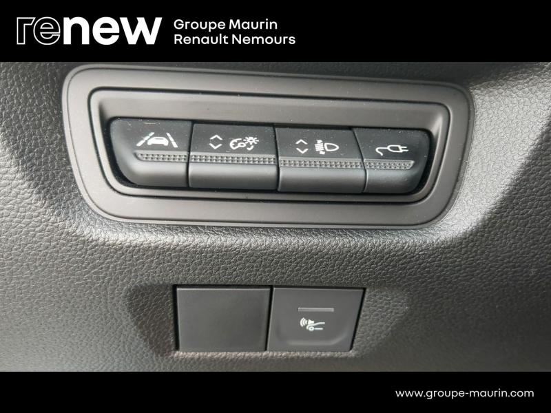 Photo 16 de l’annonce de RENAULT Zoe d’occasion à vendre à SAINT PIERRE LES NEMOURS