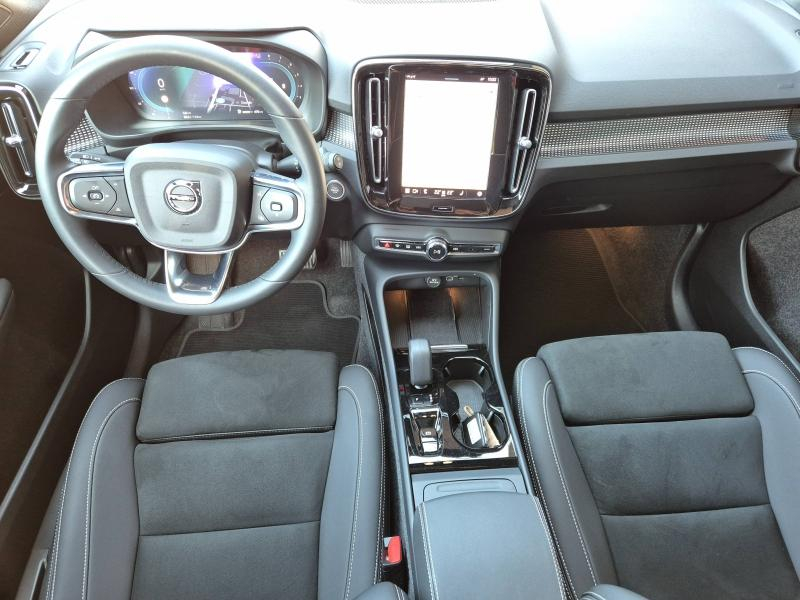 Photo 4 de l’annonce de VOLVO XC40 d’occasion à vendre à AVIGNON