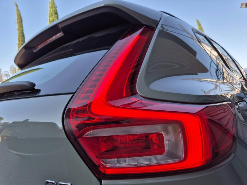 Photo 15 de l’annonce de VOLVO XC40 d’occasion à vendre à AVIGNON
