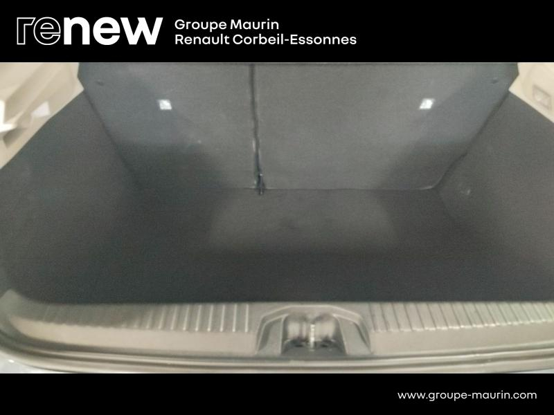 Photo 11 de l’annonce de RENAULT Clio d’occasion à vendre à CORBEIL-ESSONNES