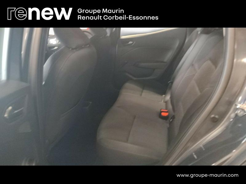 Photo 13 de l’annonce de RENAULT Clio d’occasion à vendre à CORBEIL-ESSONNES