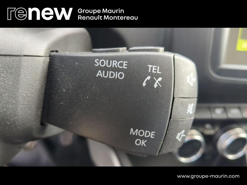 Photo 18 de l’annonce de DACIA Duster d’occasion à vendre à VARENNES SUR SEINE
