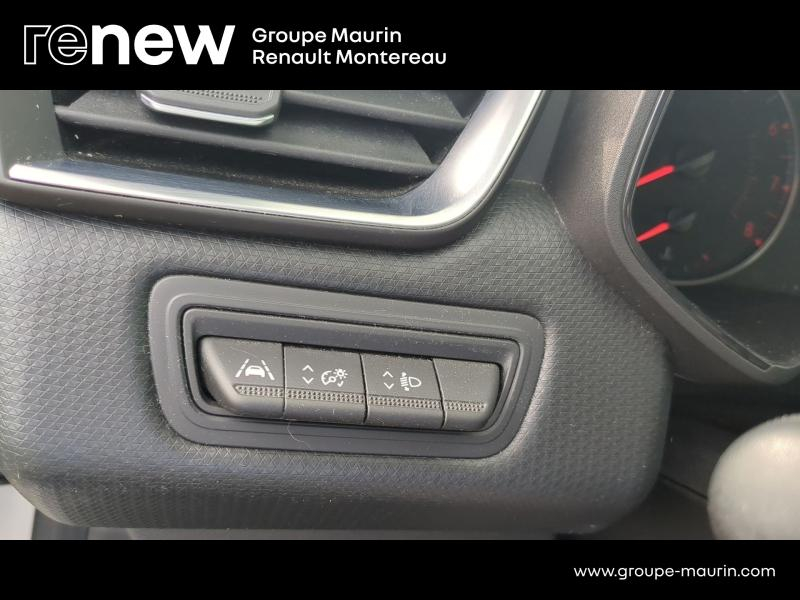 Photo 20 de l’annonce de RENAULT Clio d’occasion à vendre à VARENNES SUR SEINE