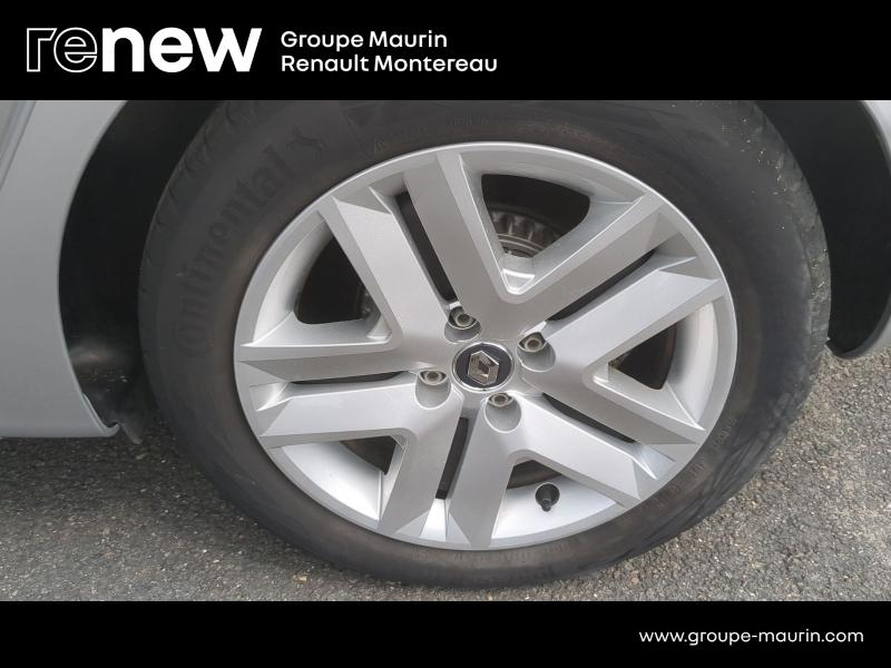 Photo 15 de l’annonce de RENAULT Clio d’occasion à vendre à VARENNES SUR SEINE