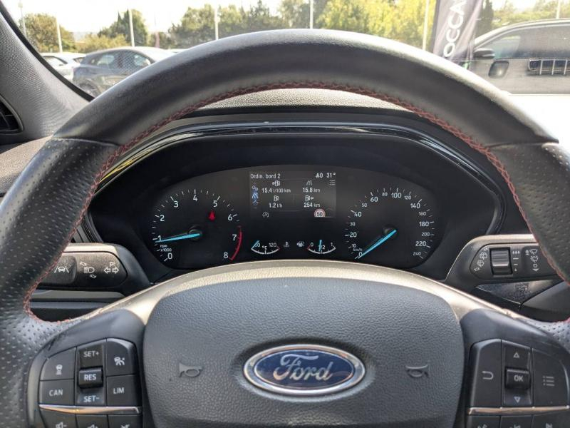 Photo 16 de l’annonce de FORD Focus d’occasion à vendre à AUBAGNE