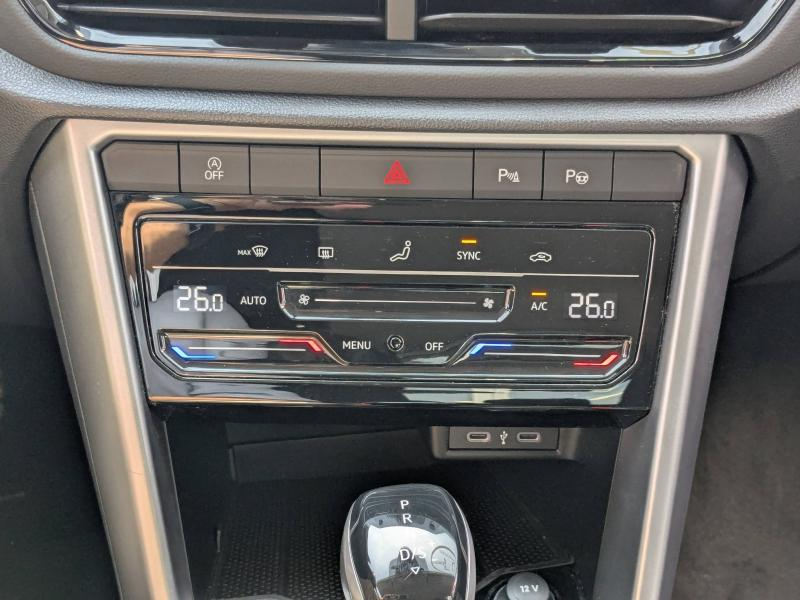 Photo 16 de l’annonce de VOLKSWAGEN T-Roc d’occasion à vendre à ANNEMASSE
