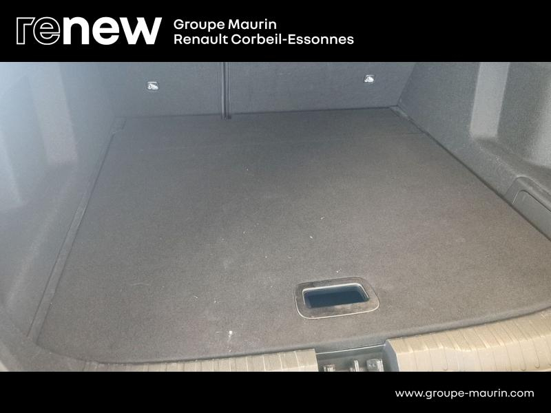 Photo 15 de l’annonce de RENAULT Arkana d’occasion à vendre à CORBEIL-ESSONNES