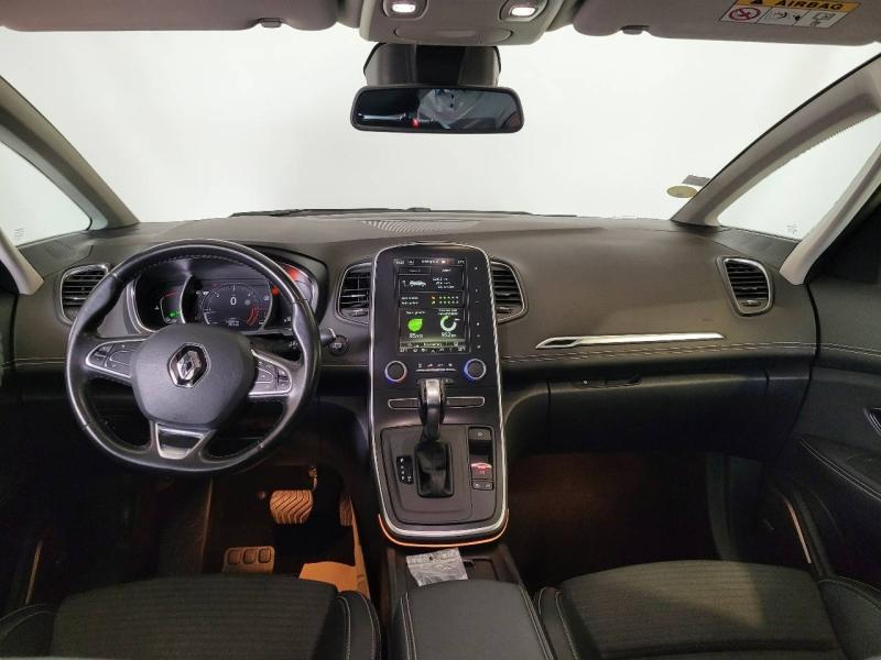 Photo 5 de l’annonce de RENAULT Scenic d’occasion à vendre à CHENNEVIÈRES-SUR-MARNE