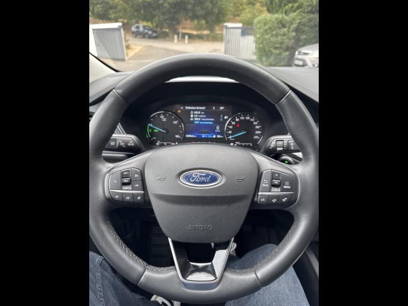 Photo 7 de l’annonce de FORD Kuga d’occasion à vendre à TOULON