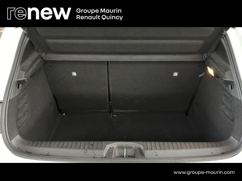 Photo 8 de l’annonce de RENAULT Clio d’occasion à vendre à QUINCY-SOUS-SÉNART