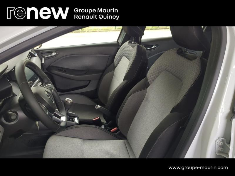 Photo 10 de l’annonce de RENAULT Clio d’occasion à vendre à QUINCY-SOUS-SÉNART