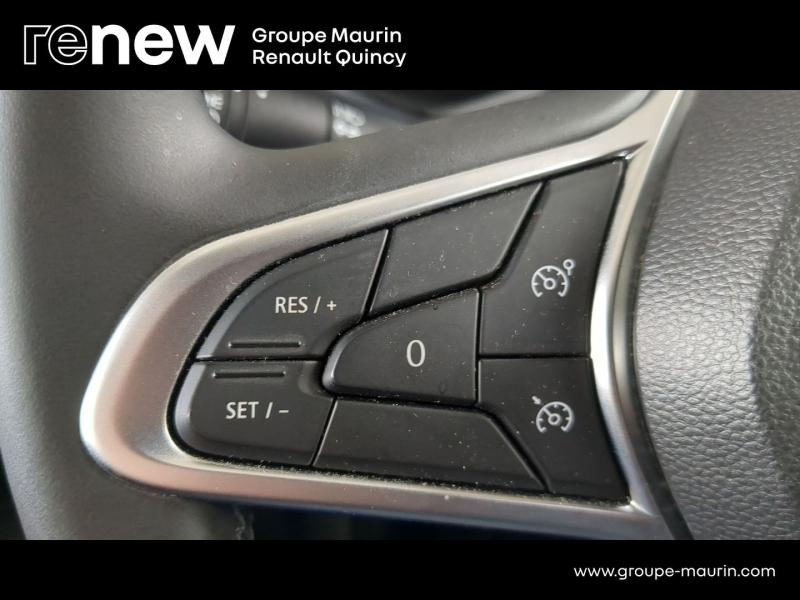 Photo 14 de l’annonce de RENAULT Clio d’occasion à vendre à QUINCY-SOUS-SÉNART