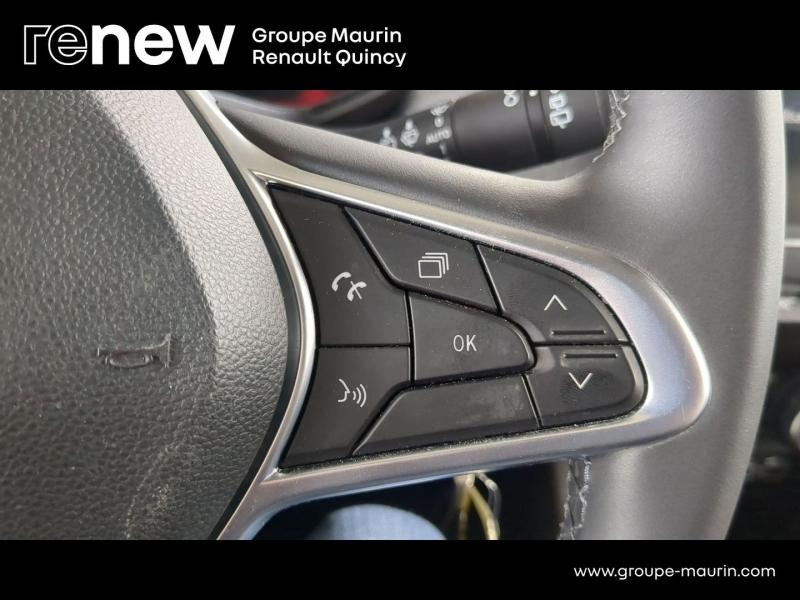 Photo 15 de l’annonce de RENAULT Clio d’occasion à vendre à QUINCY-SOUS-SÉNART