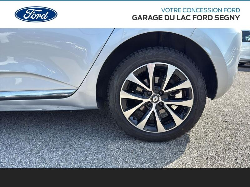 Photo 4 de l’annonce de RENAULT Clio d’occasion à vendre à PAYS DE GEX