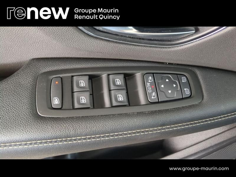 Photo 15 de l’annonce de RENAULT Scenic d’occasion à vendre à QUINCY-SOUS-SÉNART