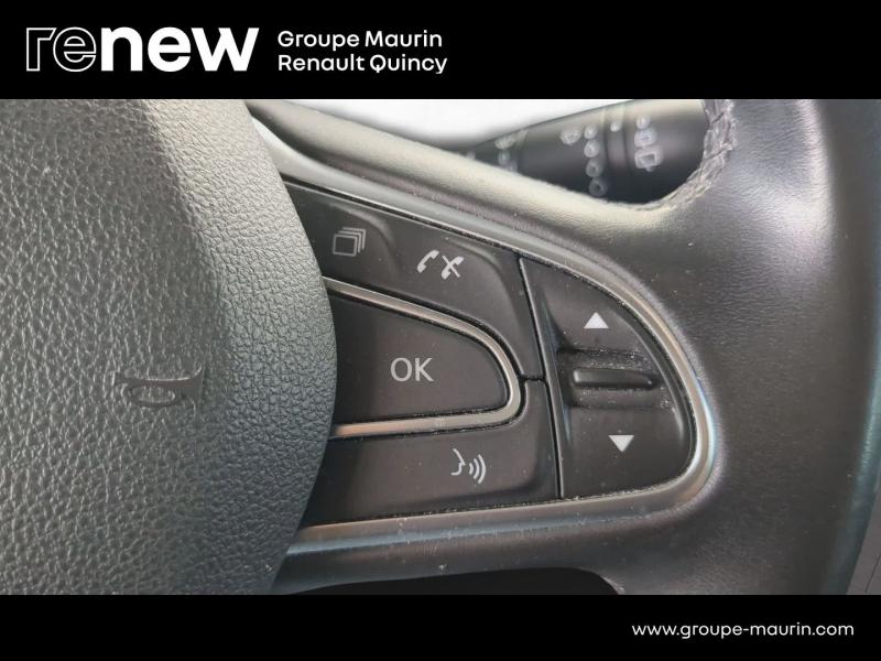 Photo 18 de l’annonce de RENAULT Scenic d’occasion à vendre à QUINCY-SOUS-SÉNART