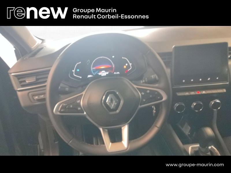 Photo 8 de l’annonce de RENAULT Clio d’occasion à vendre à CORBEIL-ESSONNES