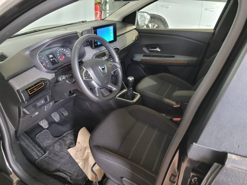 Photo 4 de l’annonce de DACIA Sandero d’occasion à vendre à CHENNEVIÈRES-SUR-MARNE