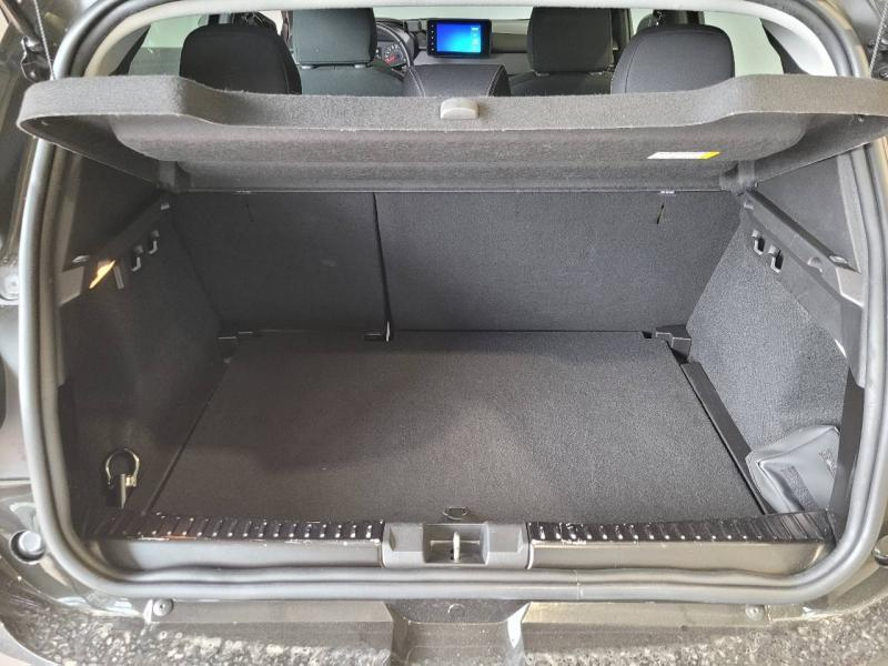 Photo 7 de l’annonce de DACIA Sandero d’occasion à vendre à CHENNEVIÈRES-SUR-MARNE