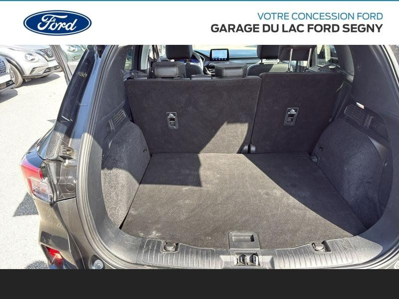 Photo 9 de l’annonce de FORD Kuga d’occasion à vendre à PAYS DE GEX