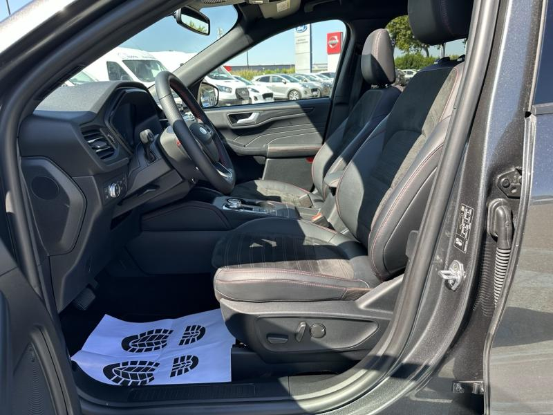 Photo 17 de l’annonce de FORD Kuga d’occasion à vendre à ORANGE