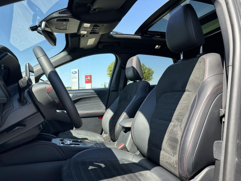 Photo 18 de l’annonce de FORD Kuga d’occasion à vendre à ORANGE