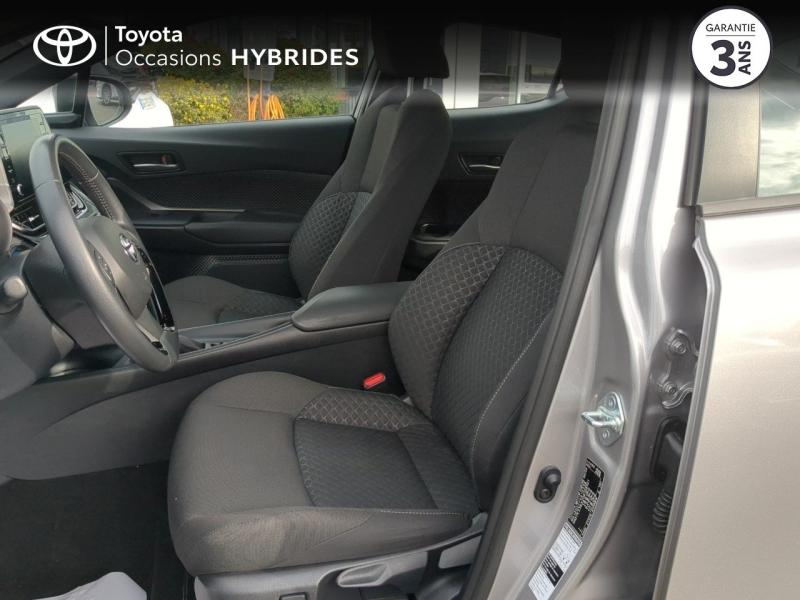 Photo 11 de l’annonce de TOYOTA C-HR d’occasion à vendre à AUBIÈRE