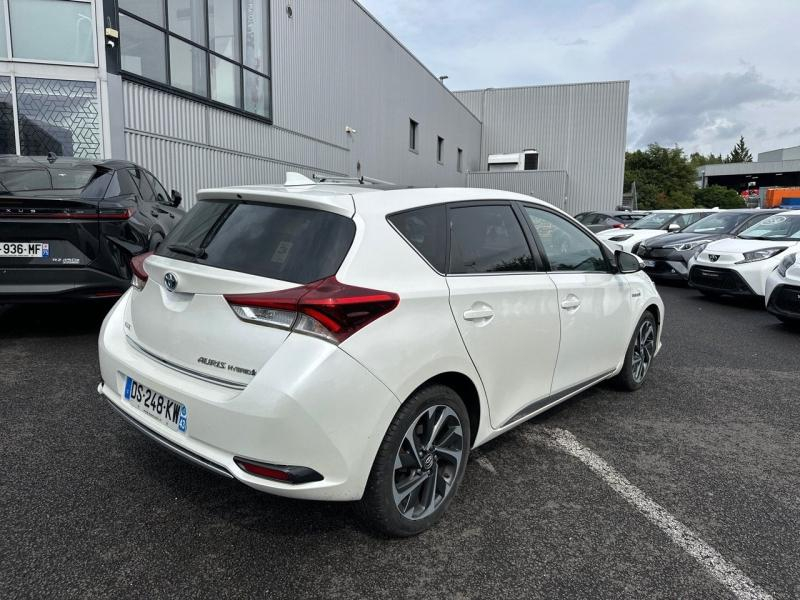 Photo 18 de l’annonce de TOYOTA Auris d’occasion à vendre à AUBIÈRE