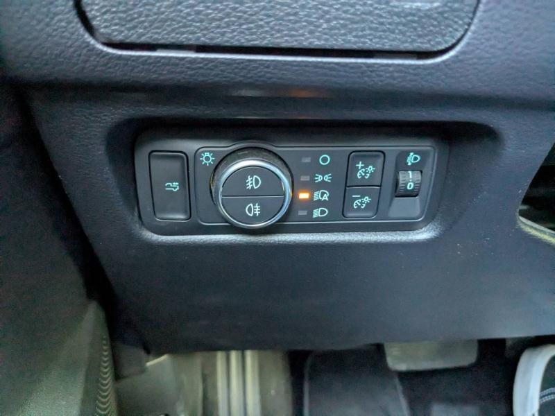 Photo 18 de l’annonce de FORD Ranger VUL d’occasion à vendre à MARSEILLE