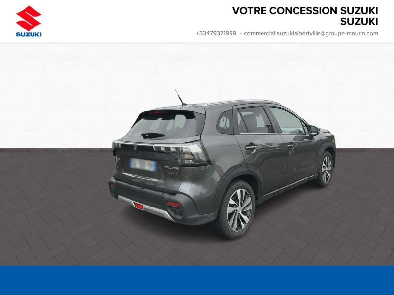 Photo 3 de l’annonce de SUZUKI SX4 S-Cross d’occasion à vendre à ALBERTVILLE