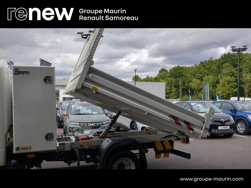 Photo 15 de l’annonce de RENAULT TRUCKS Maxity Benne VUL d’occasion à vendre à SAMOREAU