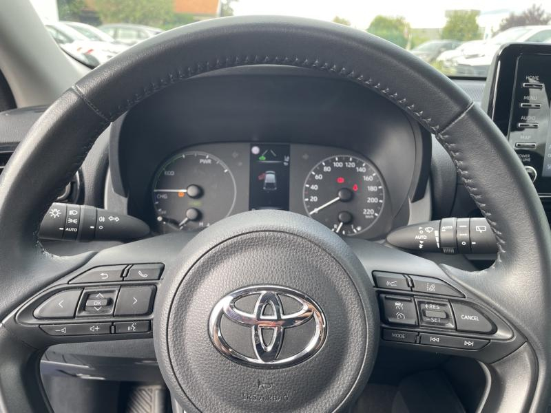 Photo 14 de l’annonce de TOYOTA Yaris d’occasion à vendre à AUBIÈRE